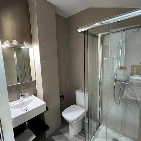 Yey Baleal 3* Феррел